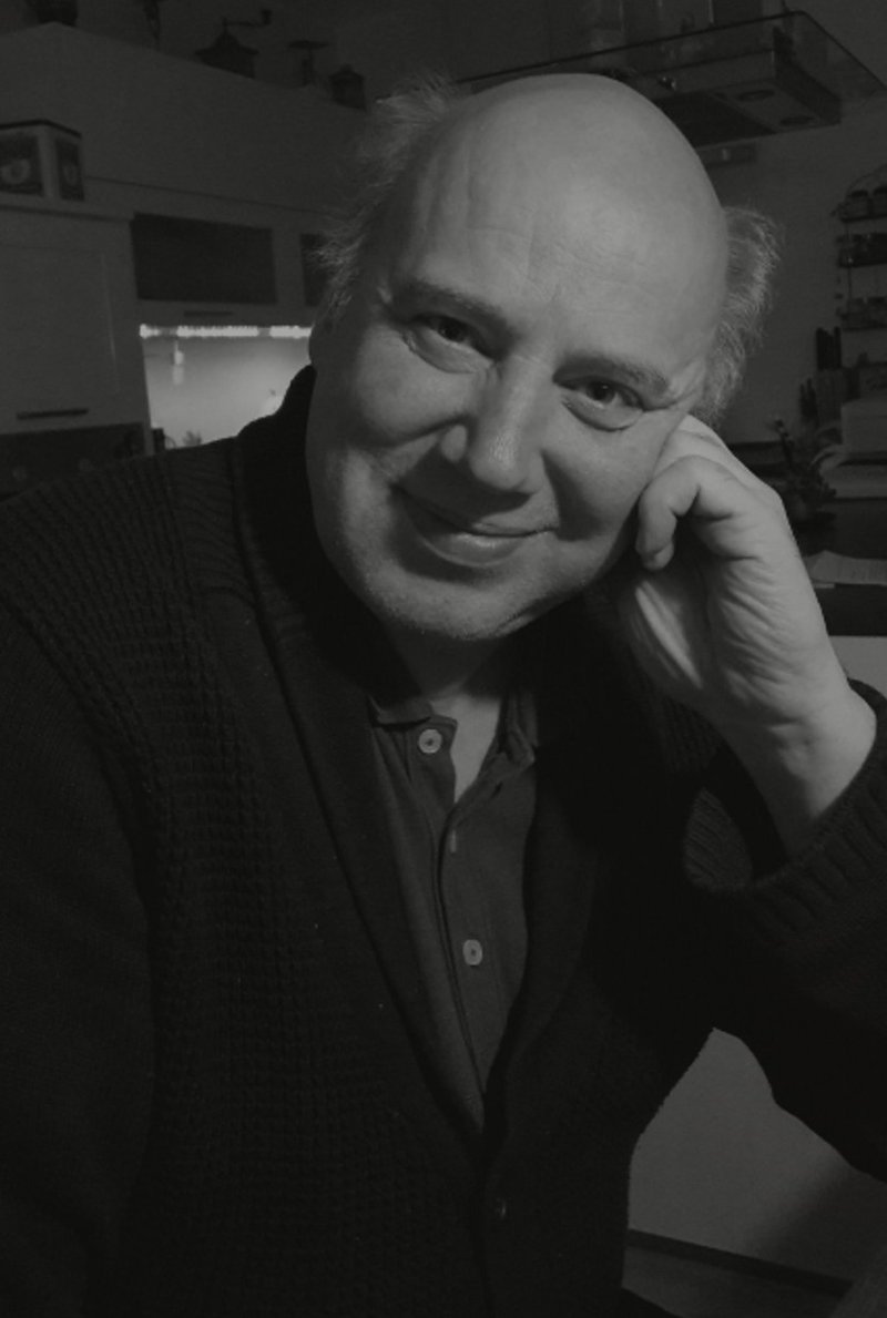 Dieter Orzschig – Akkordeon, Viola und Keyboard bei VELVET Irish Folk