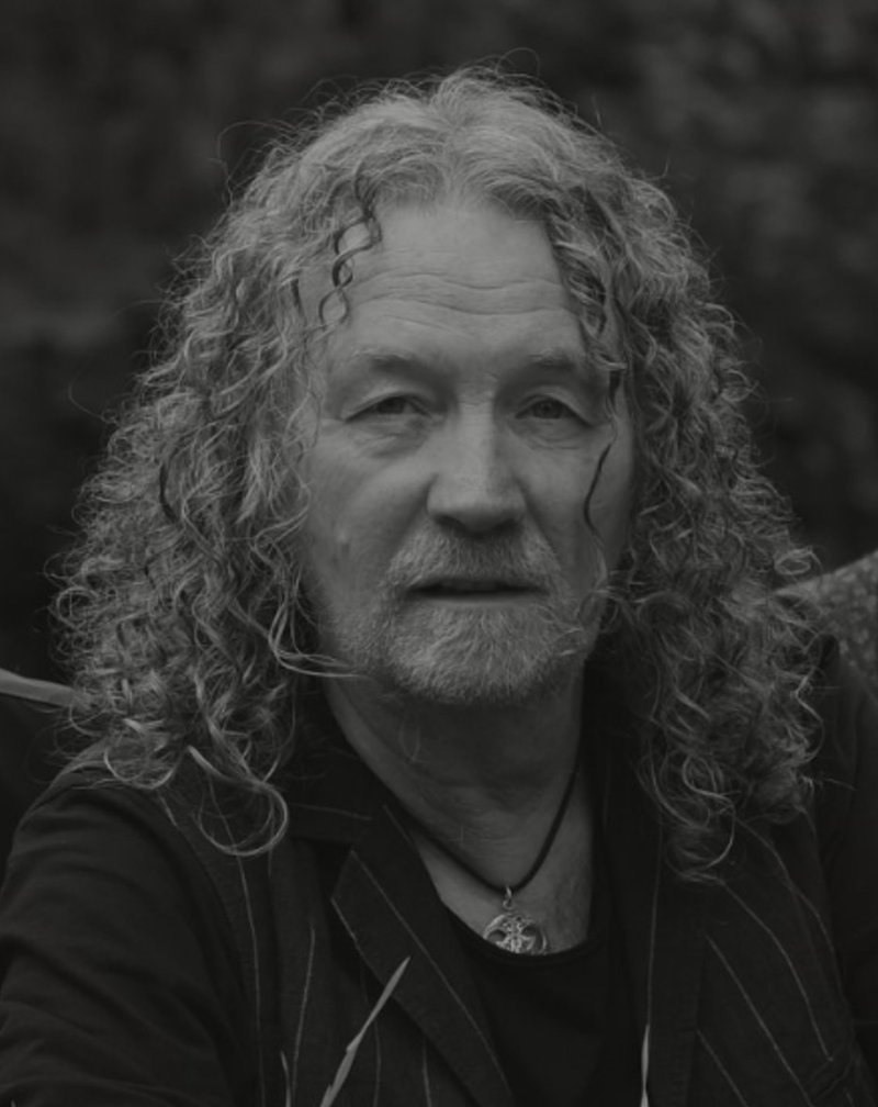 Jürgen Ilgner – Gesang, Gitarre und Cajon bei VELVET Irish Folk